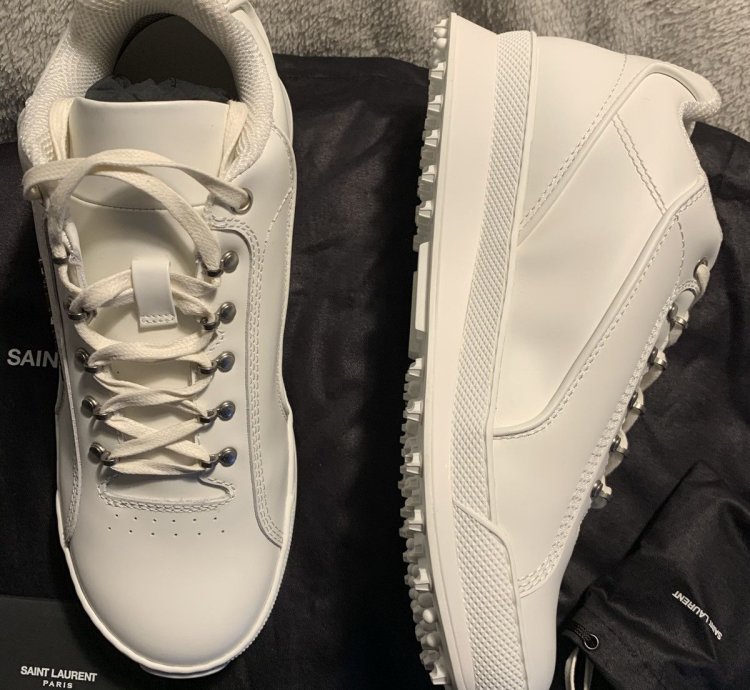 Jump Low Top Alpha Sneakers - Saint Laurent Paris