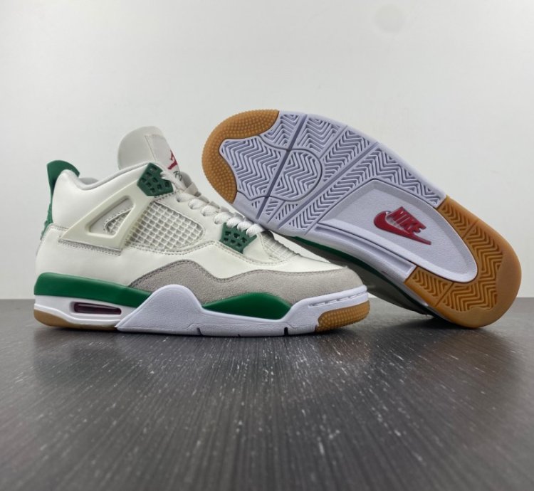 Nike Air Jordan 4 Retro Sb Pine Green