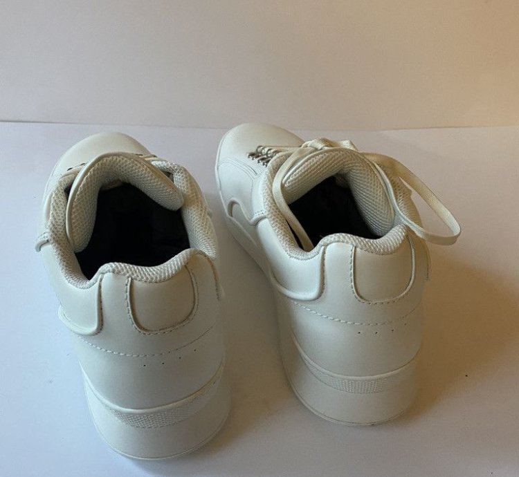 Jump Sneakers In White Size 44 5