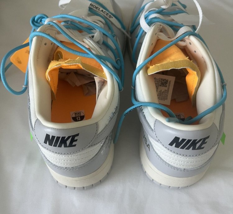 Lot 2 Off White Dunks