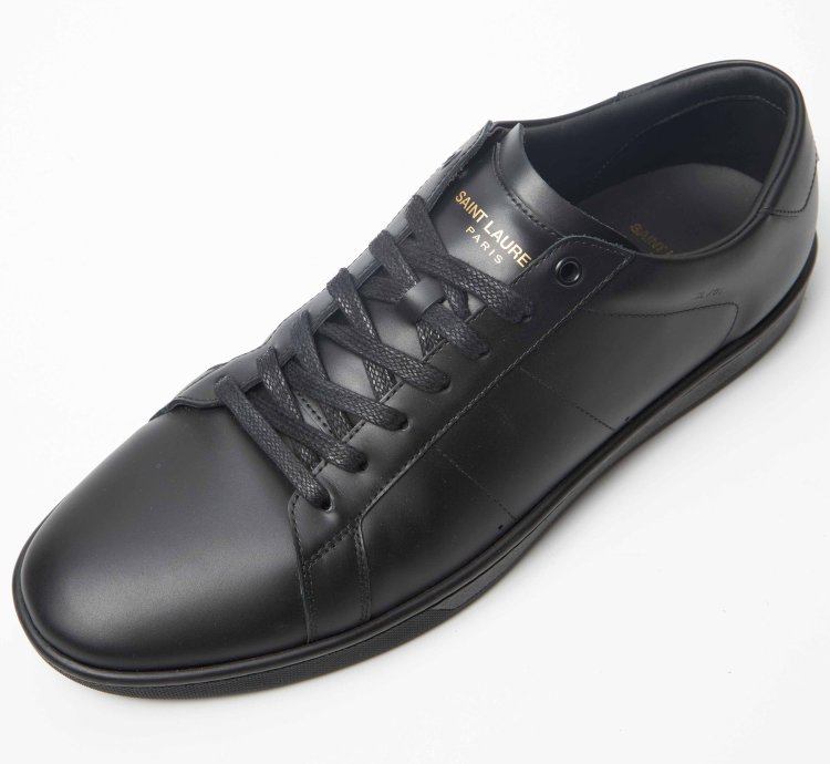 Low Top Sneakers