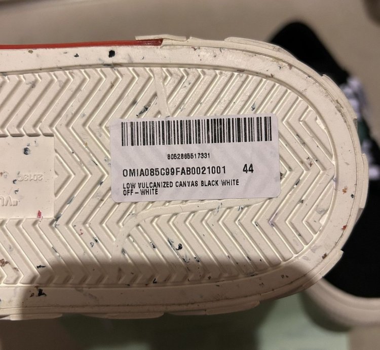 Low Vulcanized Off-white Virgil Sneakers
