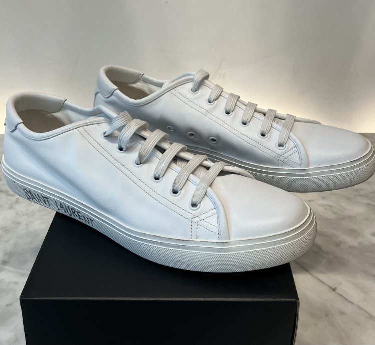 Malibu Low-top Sneakers In Smooth Leather Optical White