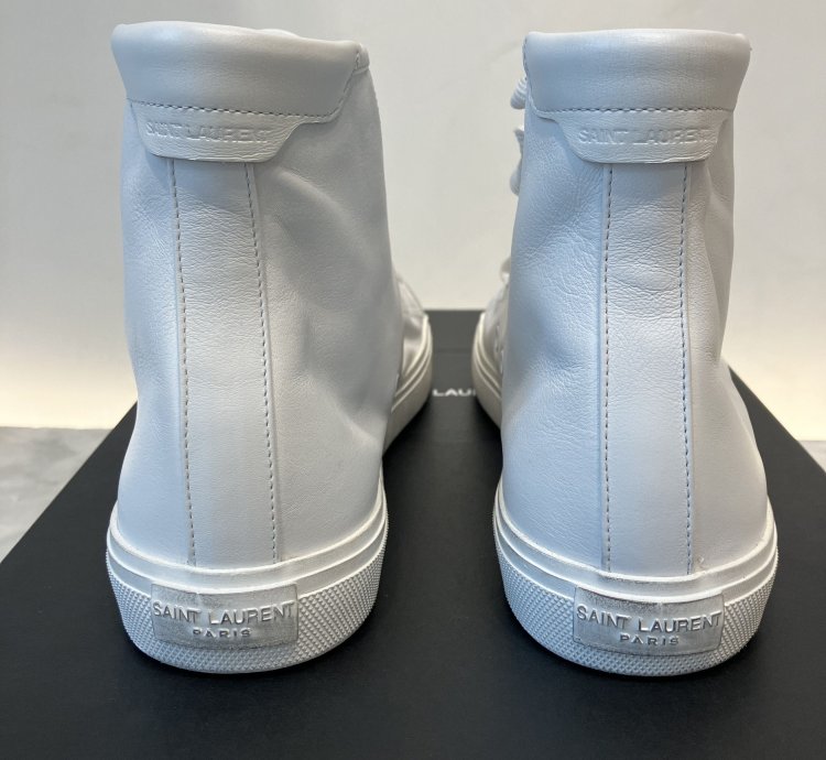 Malibu Mid Top Sneakers In Smooth Leather Optical White