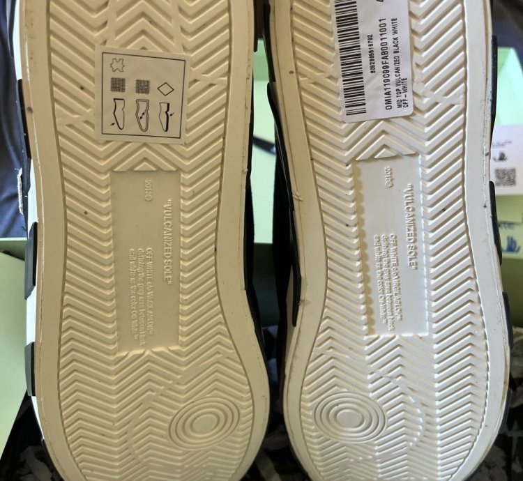 Mid Top Vulcanized Sneakers Off-white Shoes
