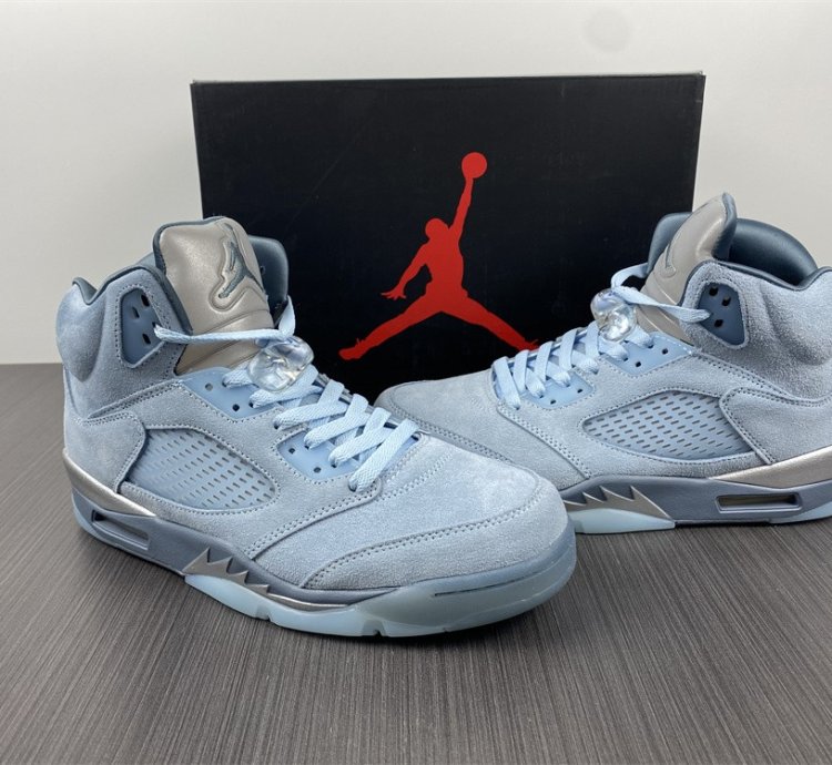 Nike Air Jordan 5 Retro Bluebird