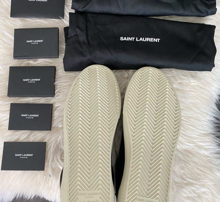 New Super Limited Runway Saint Laurent Logo Leather Sneakers