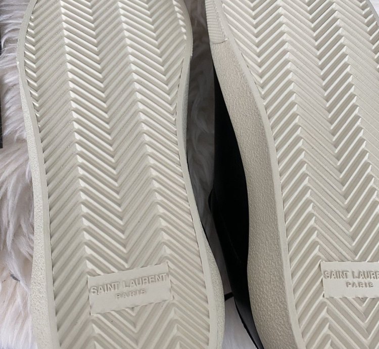 New Super Limited Runway Saint Laurent Logo Leather Sneakers