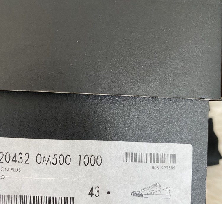 New Super Limited Runway Saint Laurent Logo Leather Sneakers