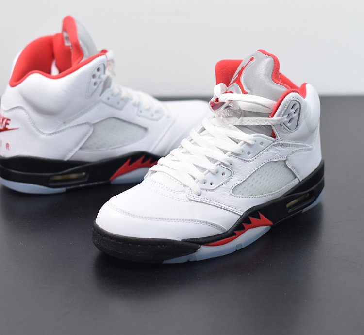 Nike Air Jordan 5 Retro Fire Red Silver Tongue