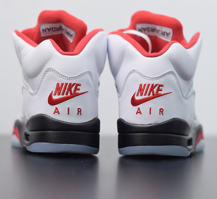 Nike Air Jordan 5 Retro Fire Red Silver Tongue