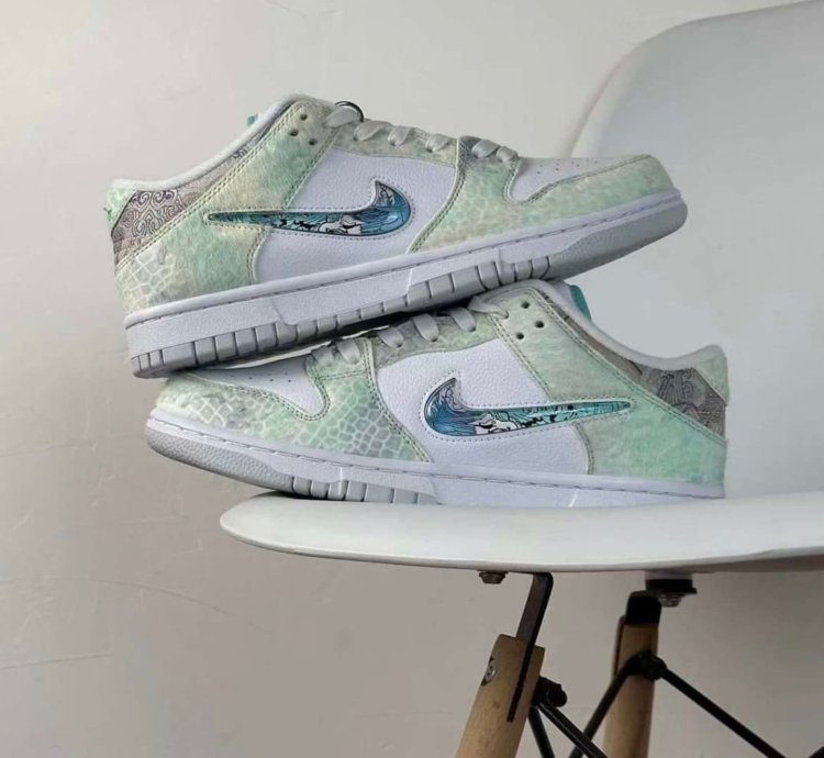 Nike Dunk Year Of The Dragon