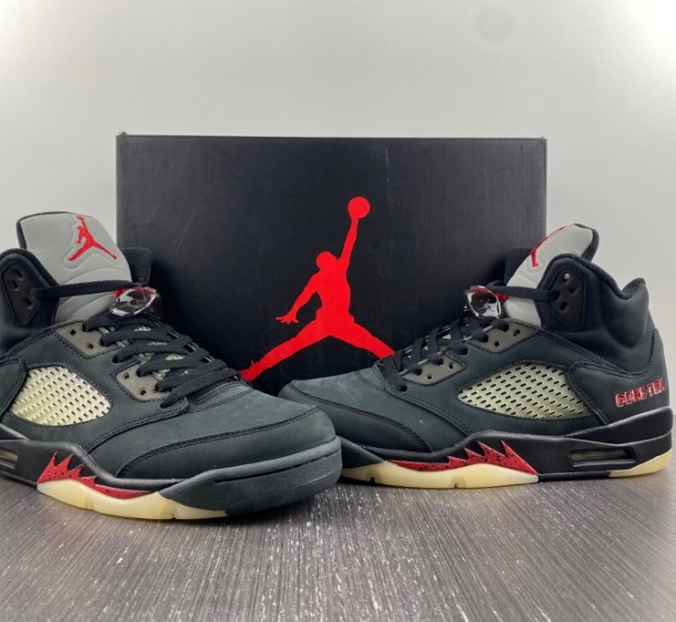 Nike Air Jordan 5 Retro Gore-tex Off Noir