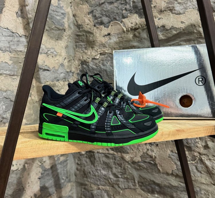 Nike Off-white Black Air Rubber Dunk Sneakers