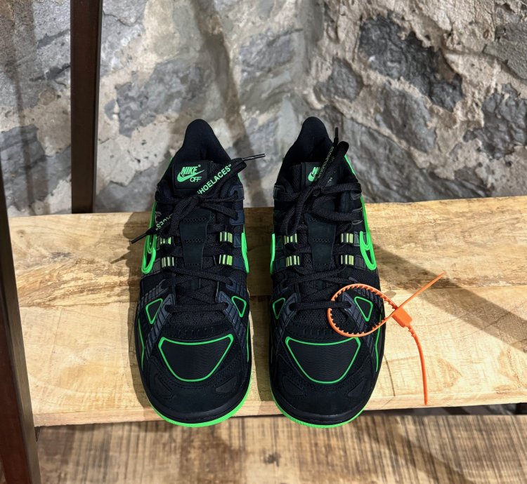 Nike Off-white Black Air Rubber Dunk Sneakers
