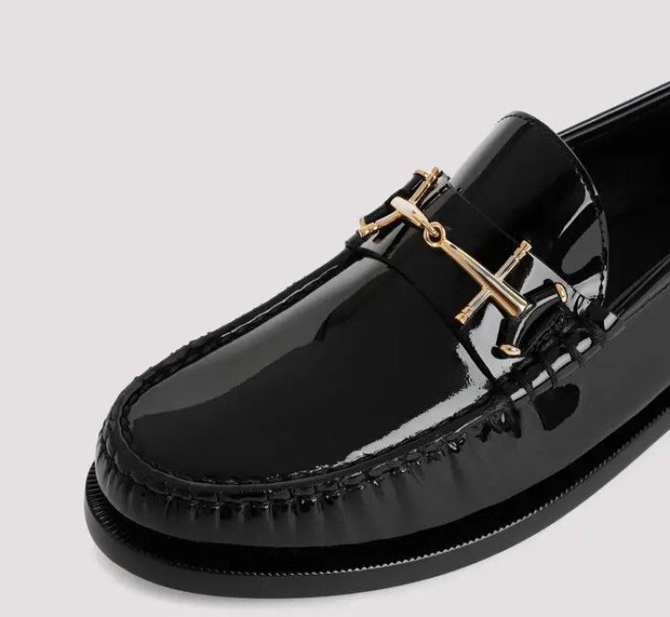 O1bcso1str1024 Le Loafer Penny Slippers In Black