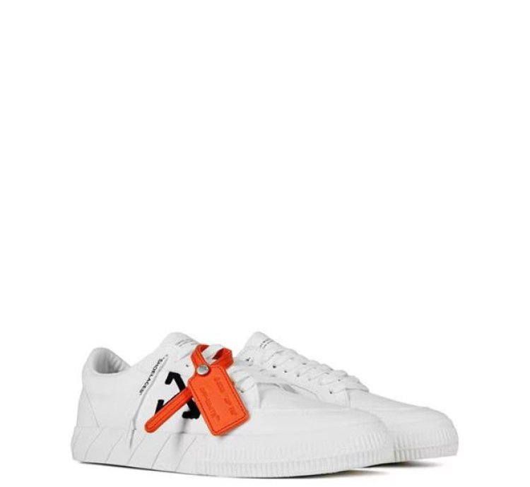 O1g2r1mq0524 Trainers In White Black
