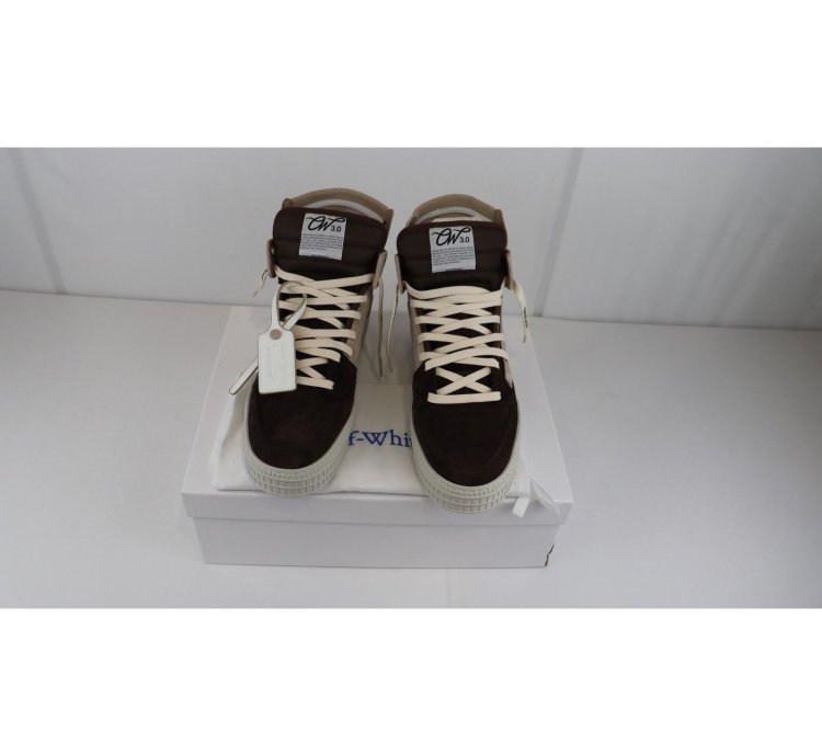 O1rshd1 3 0 Off Court Suede Sneakers In Brown