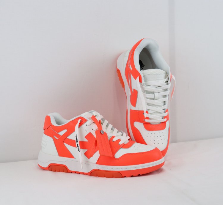 O1rshd1 3 Out Of Office Sneakers In Fluo Orange White