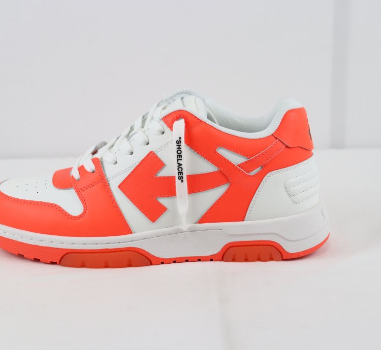 O1rshd1 3 Out Of Office Sneakers In Fluo Orange White