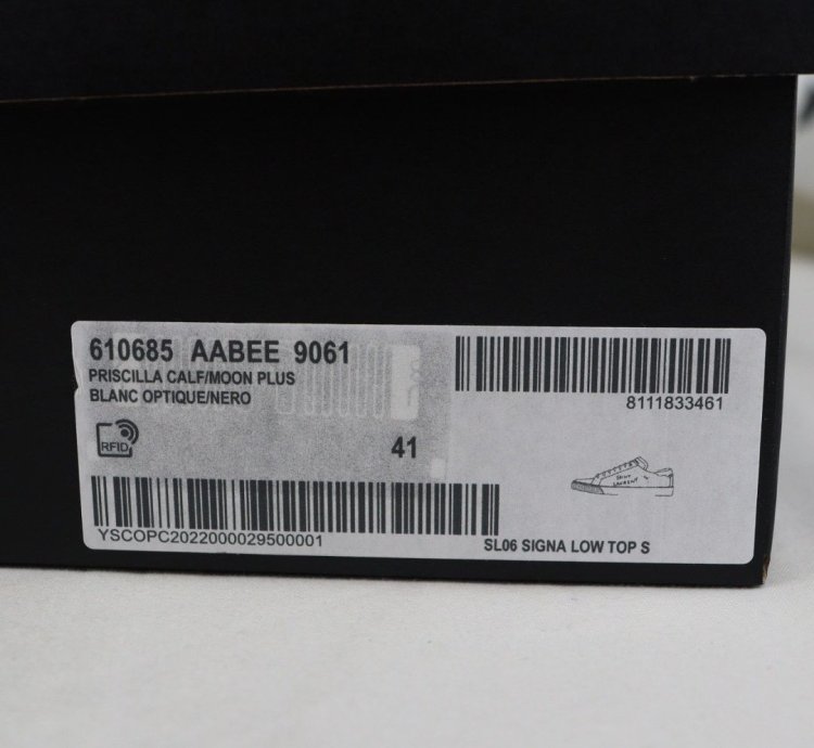 O1rshd1 Leather Court Classic Sneakers In White Black