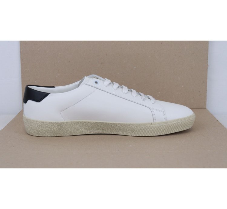 O1rshd1 Leather Court Classic Sneakers In White Black