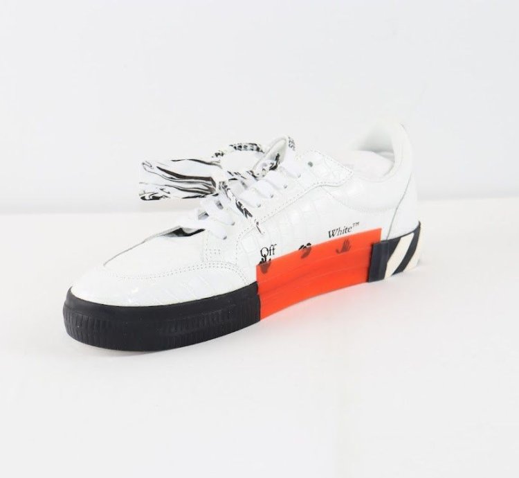 O1rshd1 Low Vulcanized Croco Leather Sneaker In White