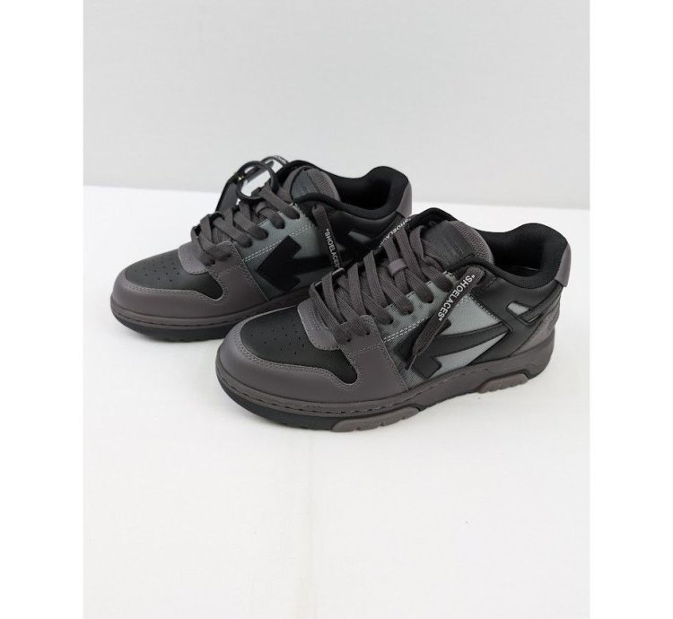 O1rshd1 Low-top Sneakers Out Of Office Lea Gradient Black