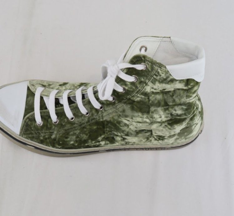 O1rshd1 Malibu Mid Top Sneakers In Green