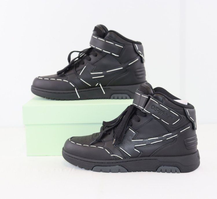 O1rshd1 Ooo Mid Sartorial Stitching Sneakers In Black