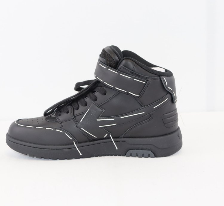 O1rshd1 Ooo Mid Sartorial Stitching Sneakers In Black
