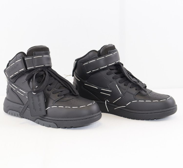 O1rshd1 Ooo Mid Sartorial Stitching Sneakers In Black