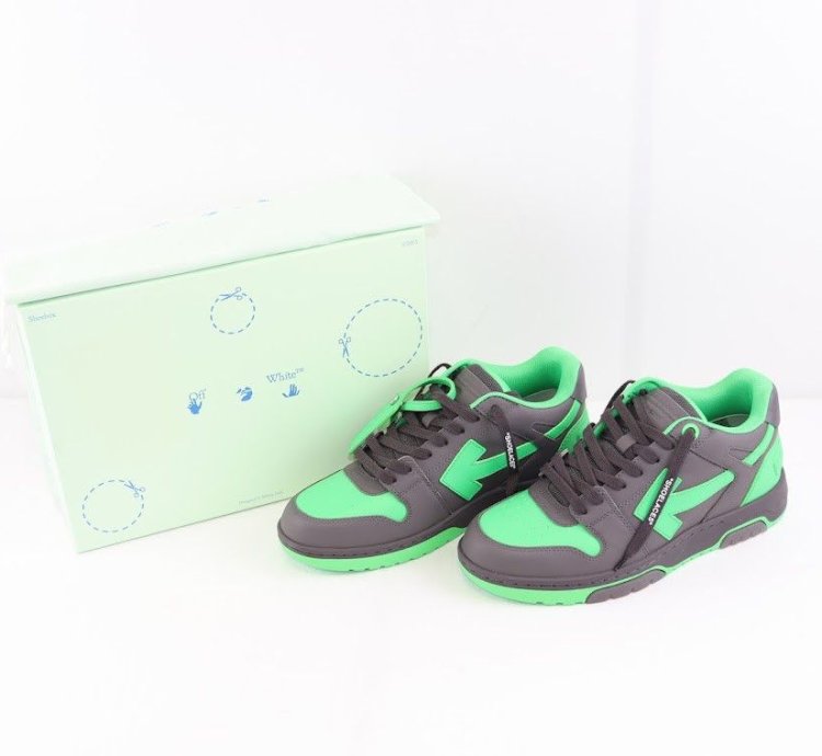 O1rshd1 Out Of Office Calf Leather In Black Green Fluo
