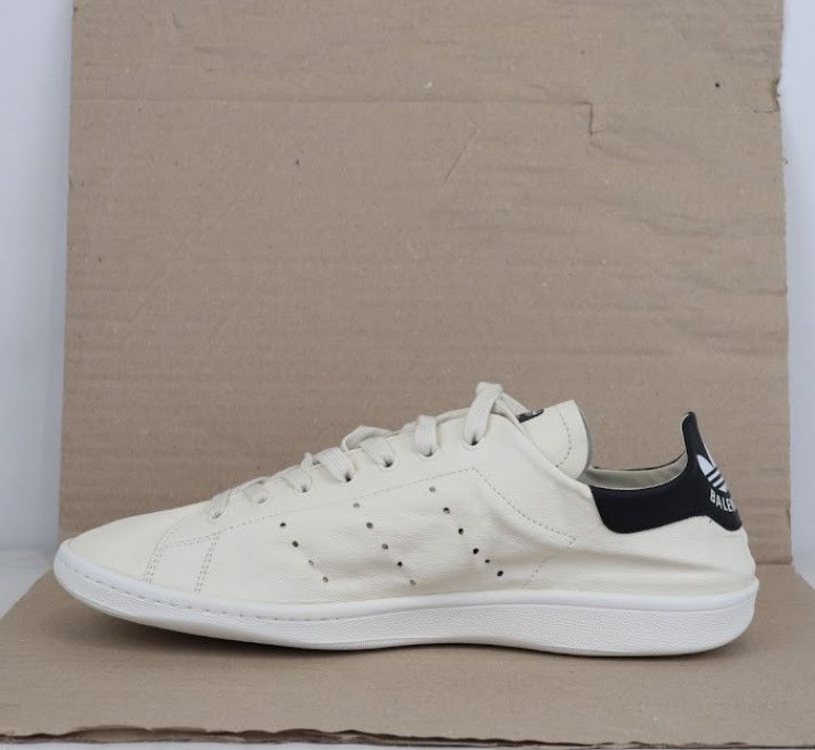 O1rshd1 Stain Smith Adidas Shoes In Off White Black