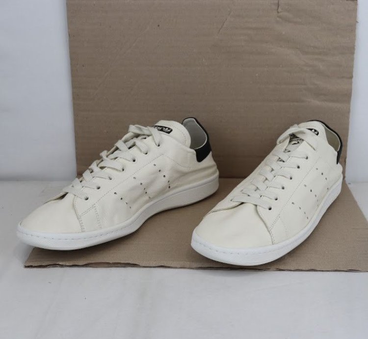 O1rshd1 Stain Smith Adidas Shoes In Off White Black