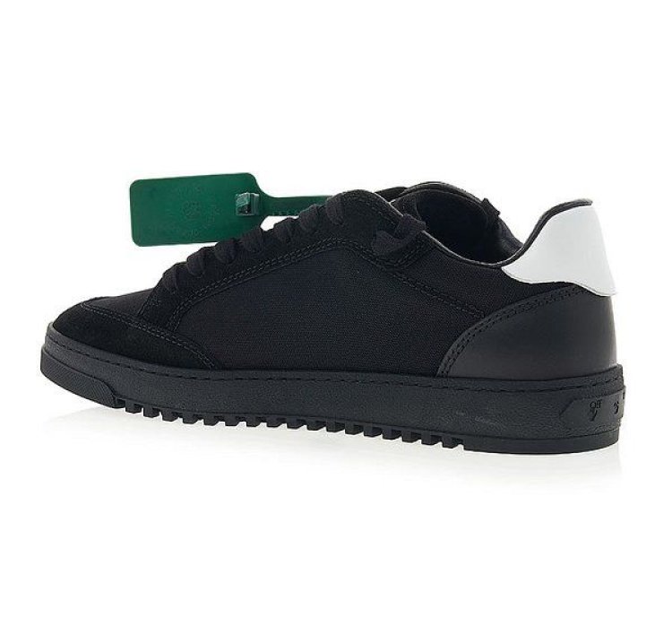 O1w1db10824 5 0 Sneaker In Black