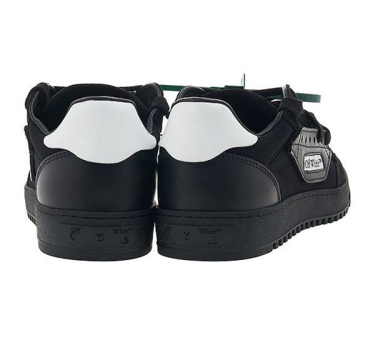 O1w1db10824 5 0 Sneaker In Black