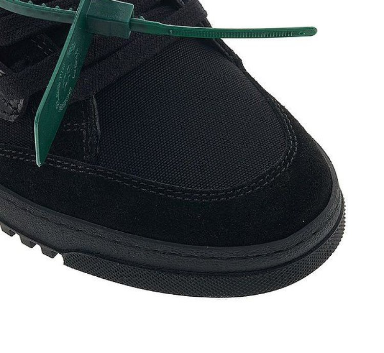 O1w1db10824 5 0 Sneaker In Black