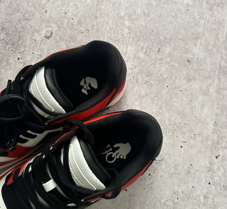 Of White Out Of Office Red Black Low Sneakers