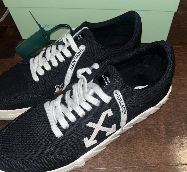 Off White Arrow Sneakers