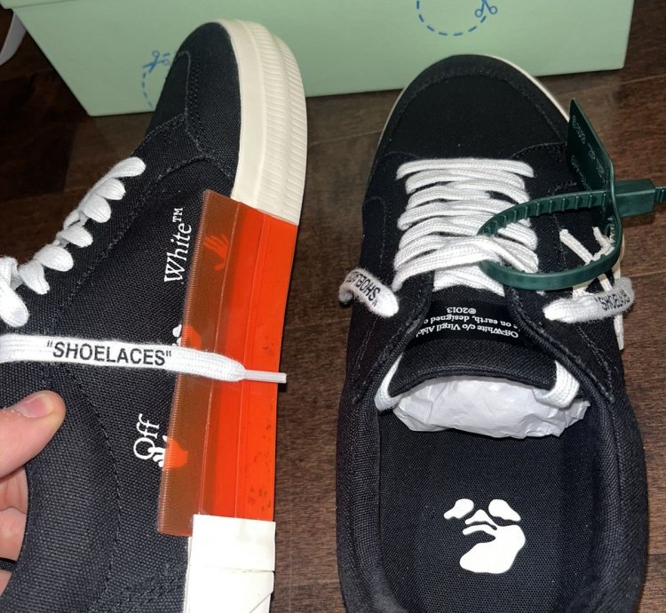 Off White Arrow Sneakers