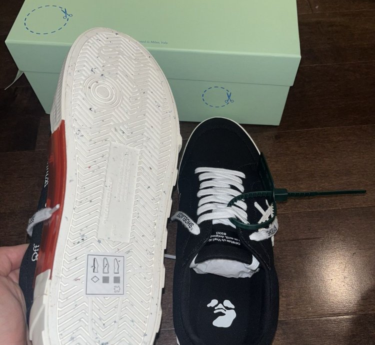 Off White Arrow Sneakers