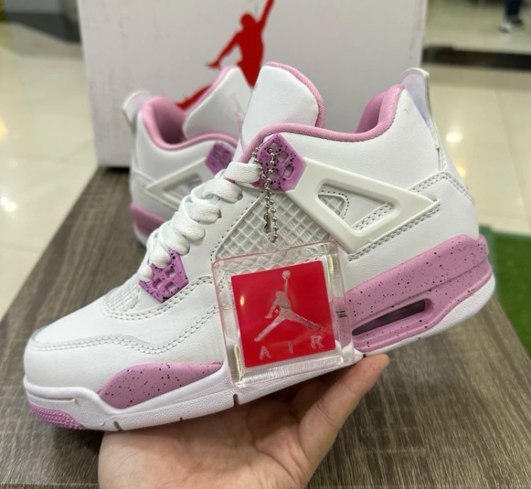 Jordan 4 Pink Oreo