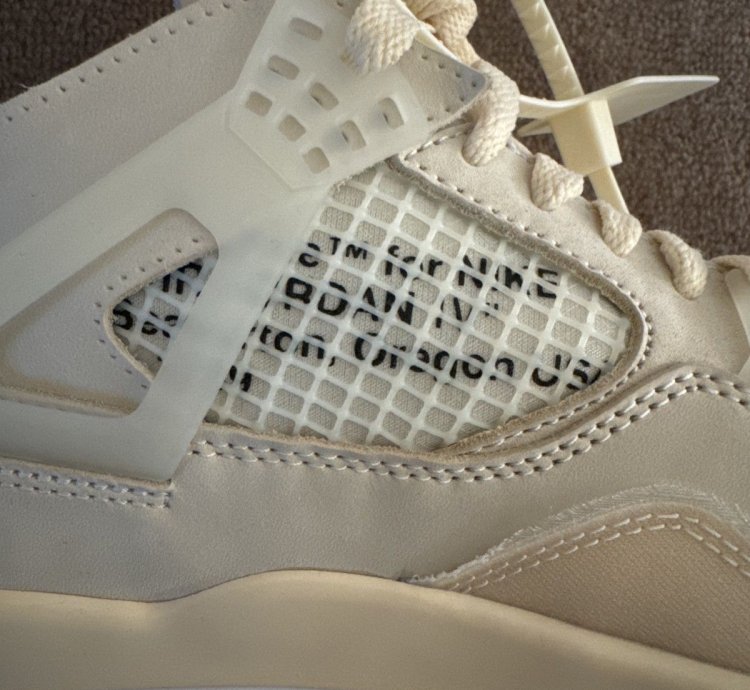 Off White Jordan 4