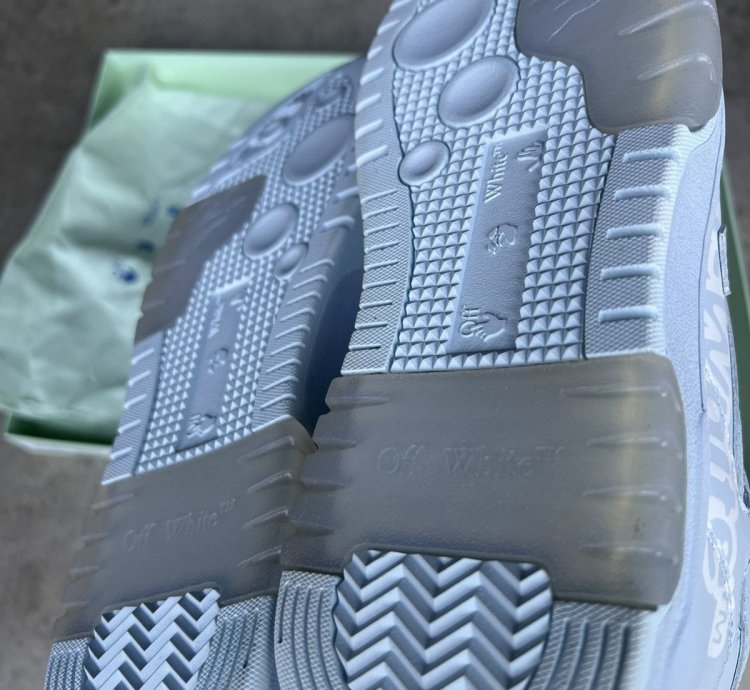 Off White Out Of Office Low Size 41 Pastel Blue