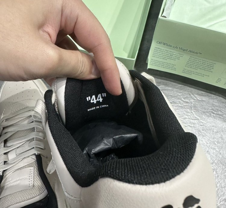 Off White Out Of Office Off-white - Beige Black