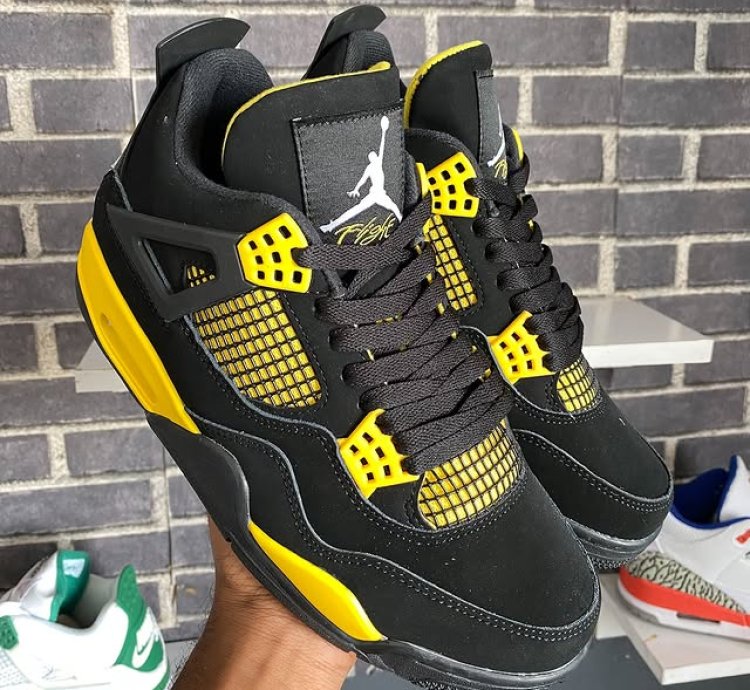 Jordan 4 Yellow Thunder