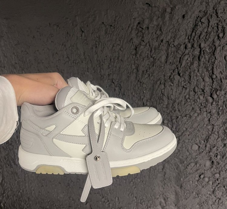 Off White Out Off Office