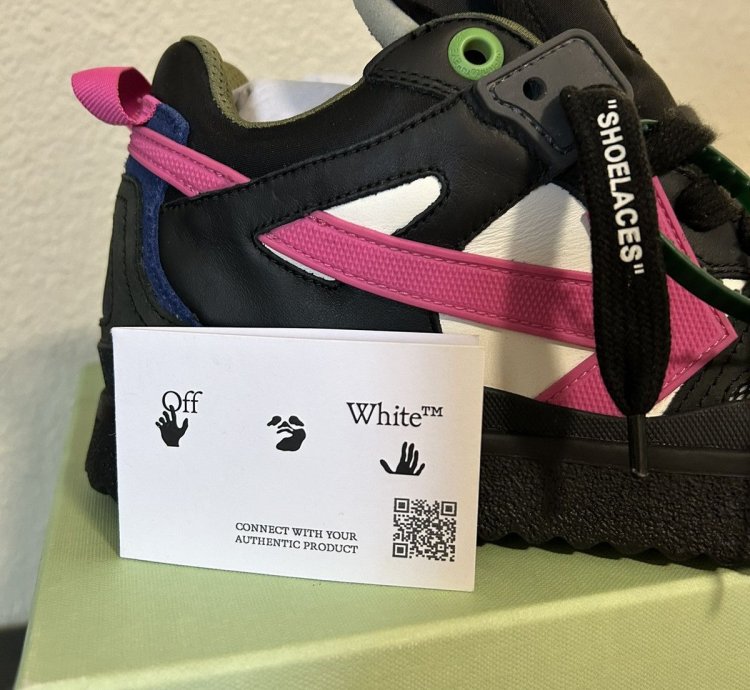 Off White Sponge Mid Top Black Fuchsia