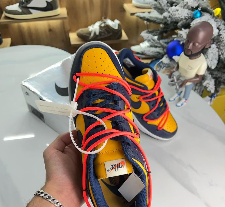 Nike Dunk Low X Off-white University Gold
